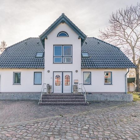 Kojenhaus Lägenhet Krummin Exteriör bild